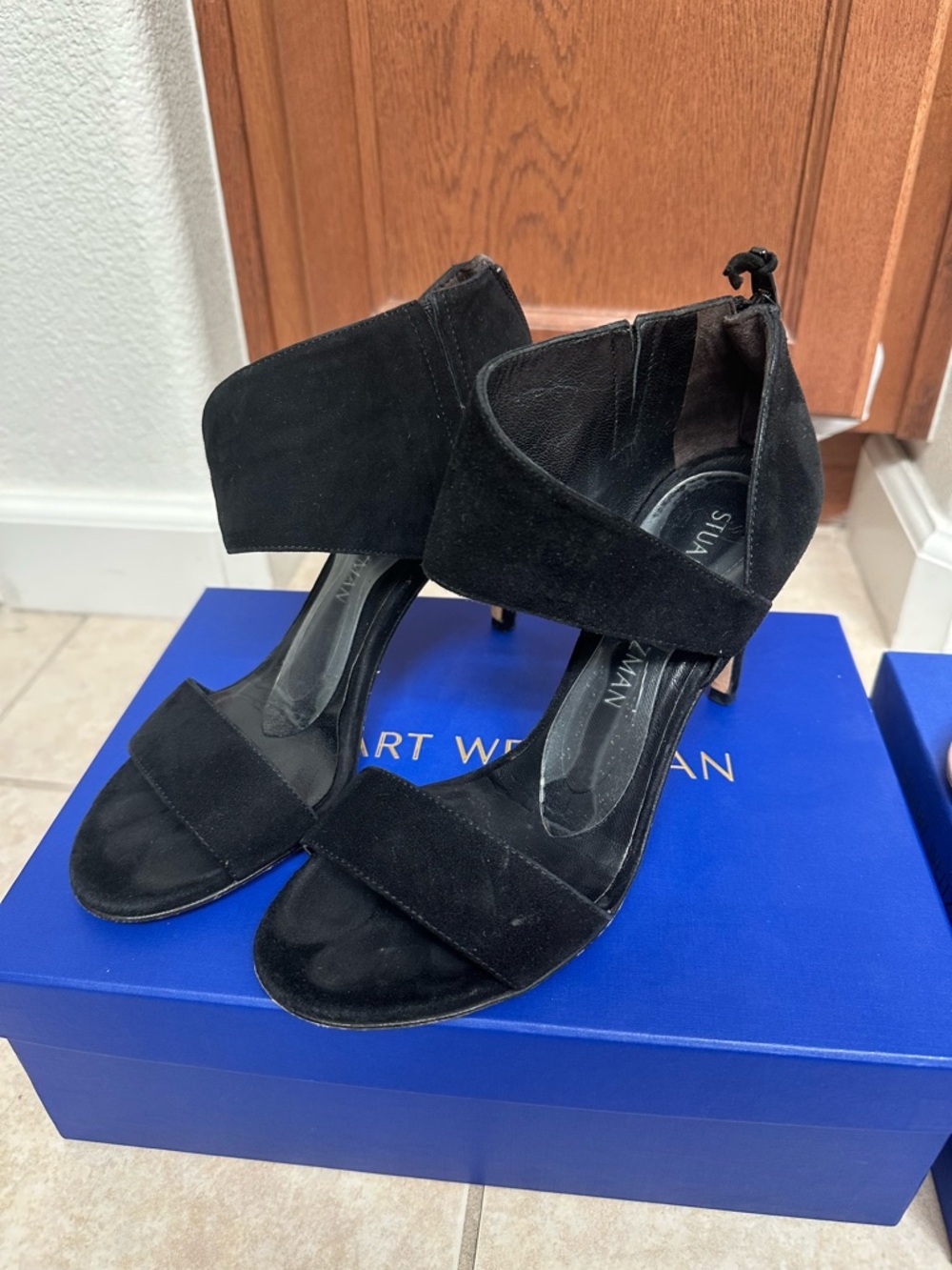 Stuart weitzman black suede heels 5.5 with luxe heel inserts